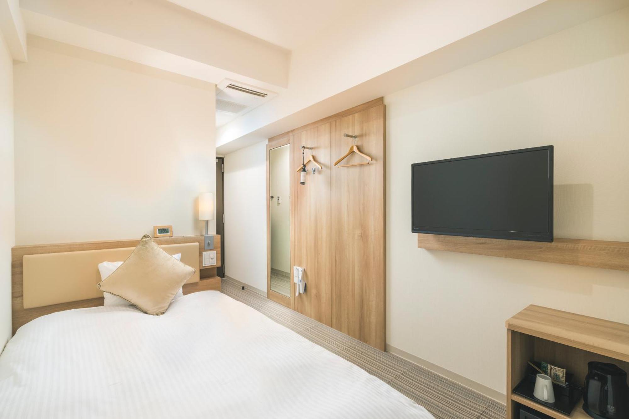 Koko Hotel Hiroshima Ekimae Buitenkant foto
